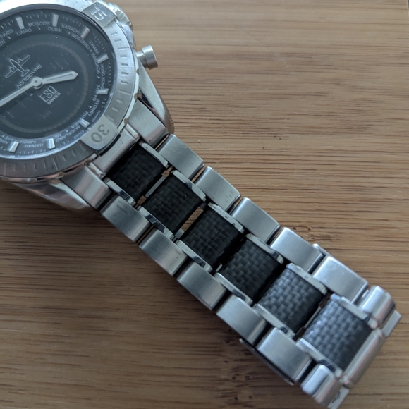 ESQ Aerodyne Black and Silver Men's Watch - Picture 6 of 12